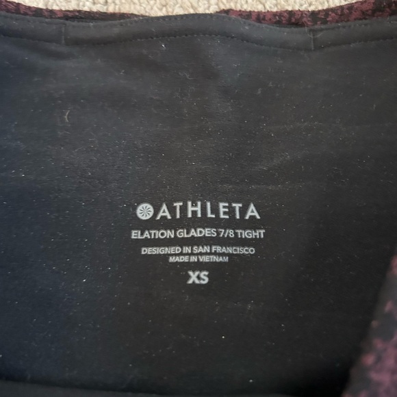 Maroon Elation Leggings - Picture 2 of 2